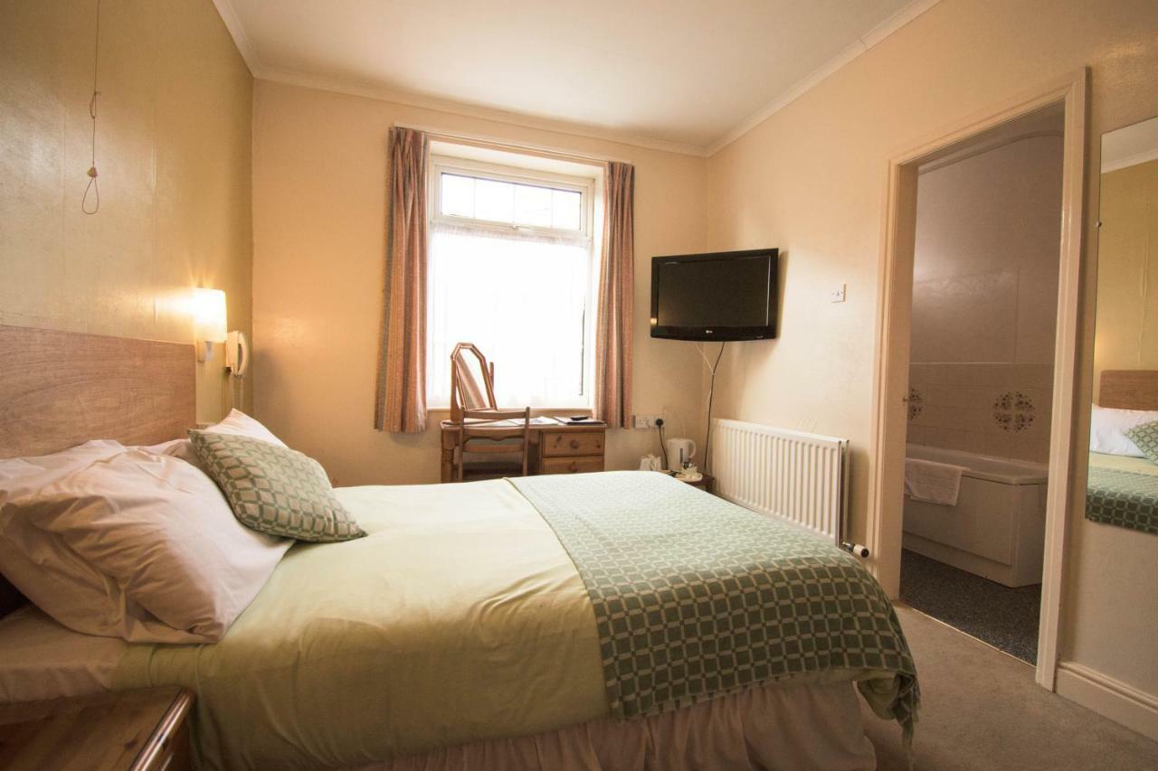 Pinegrove Hotel Καρλάιλ Εξωτερικό φωτογραφία