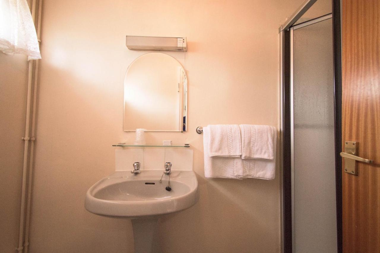 Pinegrove Hotel Καρλάιλ Εξωτερικό φωτογραφία